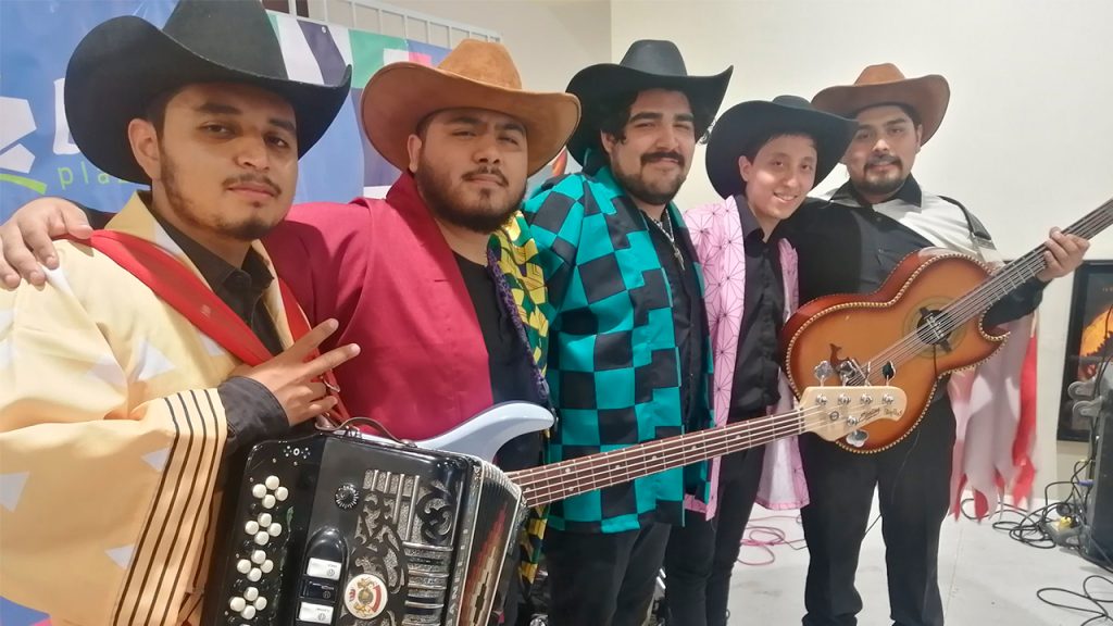Los Shinigamis del Norte combinan la música del anime con los ritmos del norte de México