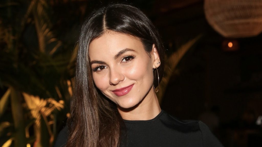 Victorious se vuelve tendencia después de que Instagram implementará la función que Tori Vega utilizaba en su pearphone