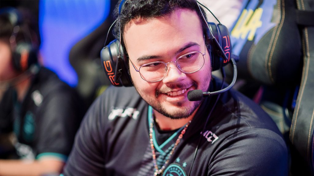 Gavotto es el bot lane de Isurus y en esta ocasión nos habló acerca de su profesionalización y el panorama de la competencia.