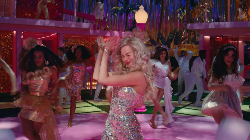 Los primeros comentarios acerca de Barbie, la nueva película de Greta Gerwig, son más positivos de los que esperábamos.