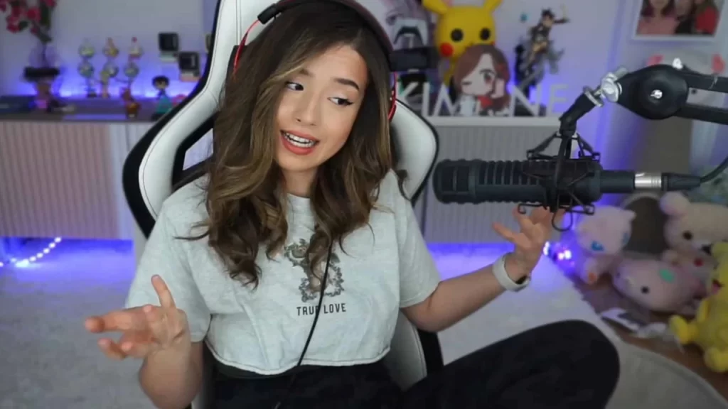 Pokimane responde a acusaciones de subir contenido sexualizado. Sin embargo, Bowblax después reconoció que criticó sin fundamentos.