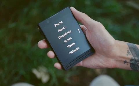 Light Phone III OLED