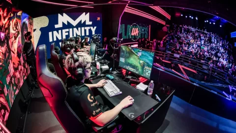 LLA: Movistar R7 e Infinity se juegan la última final de La Liga Latinoamericana de League of Legends