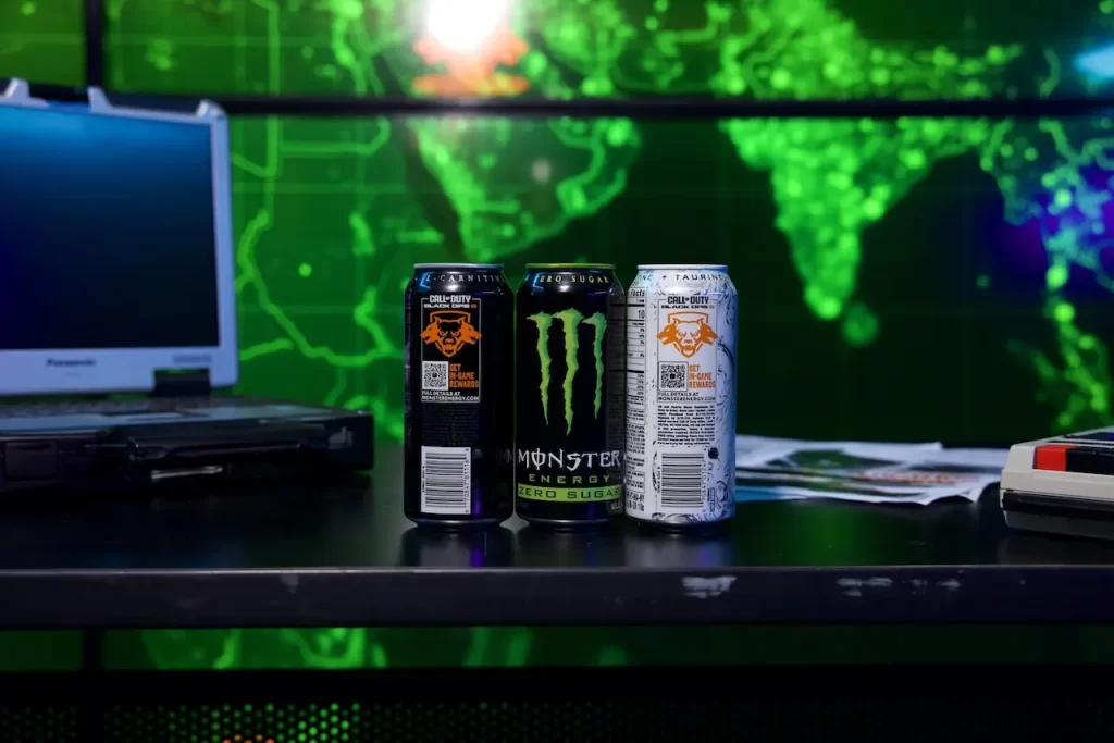 Monster Energy x Call of Duty latas 2024